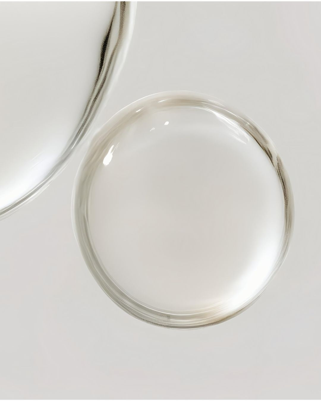 Texture innovante huile qui se transforme en lait soyeux au contact de l’eau.